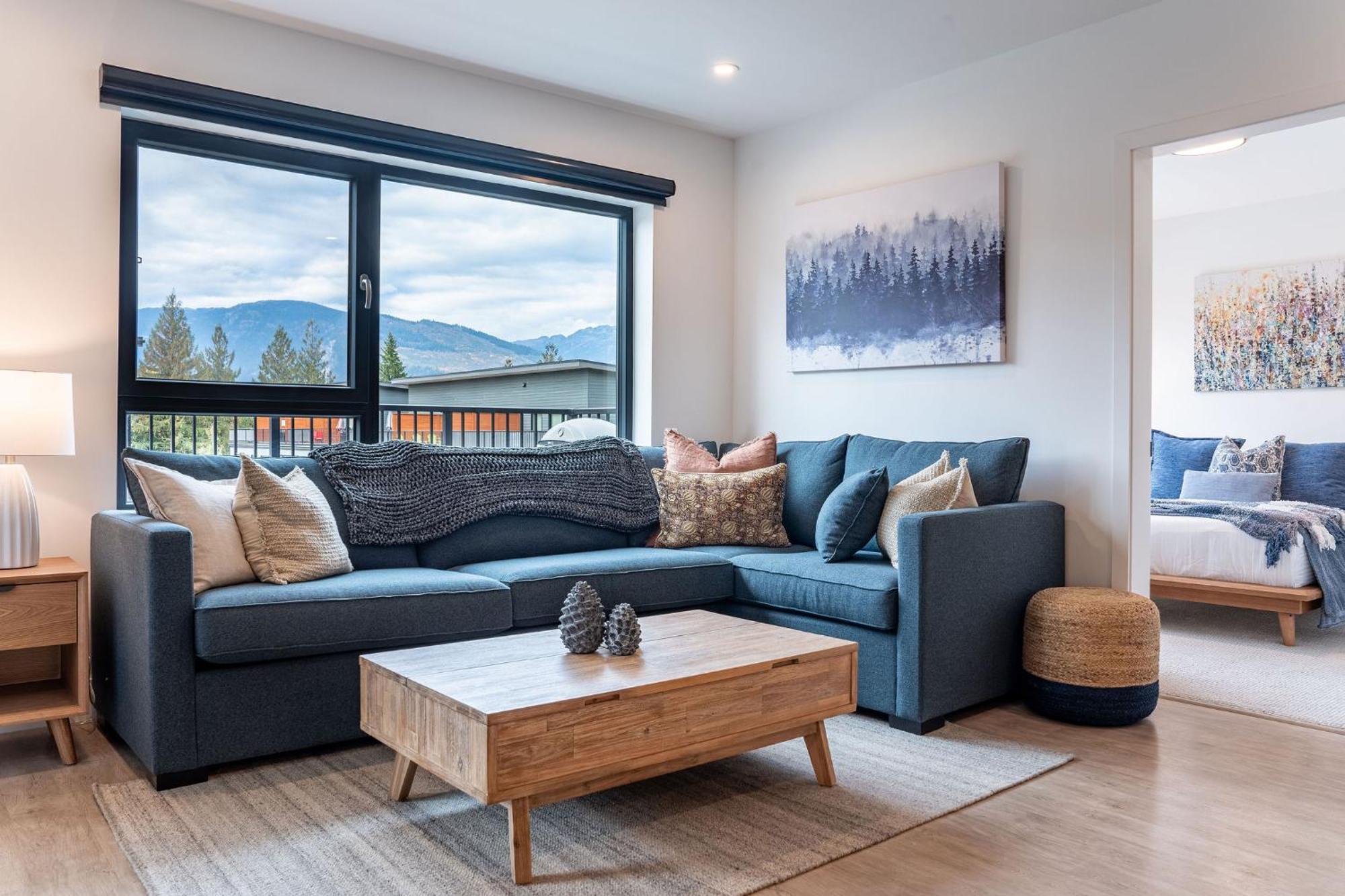 Bluebird Daze By Revelstoke Vacations Apartman Kültér fotó