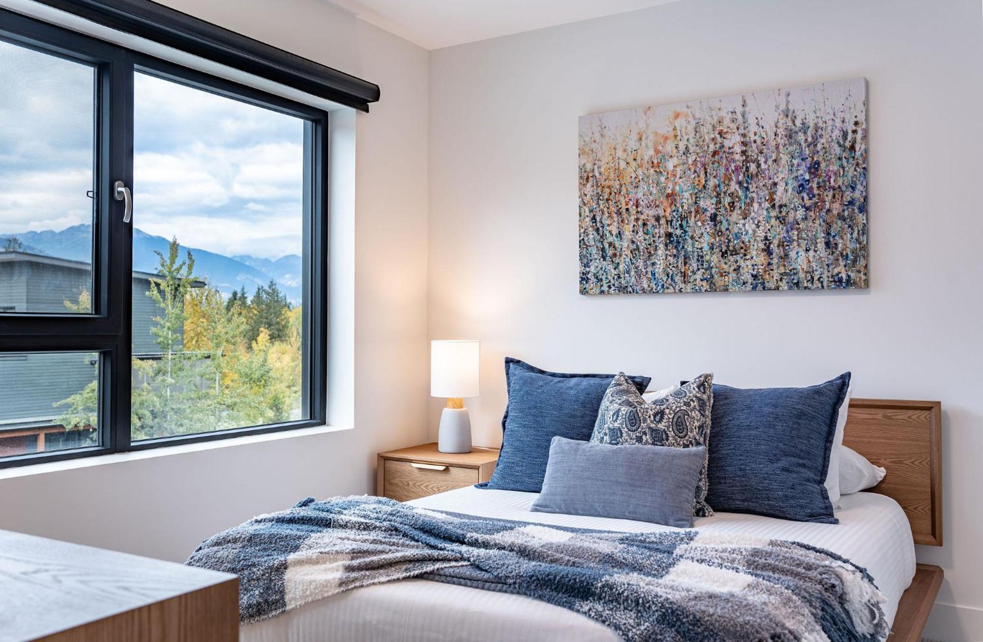 Bluebird Daze By Revelstoke Vacations Apartman Kültér fotó